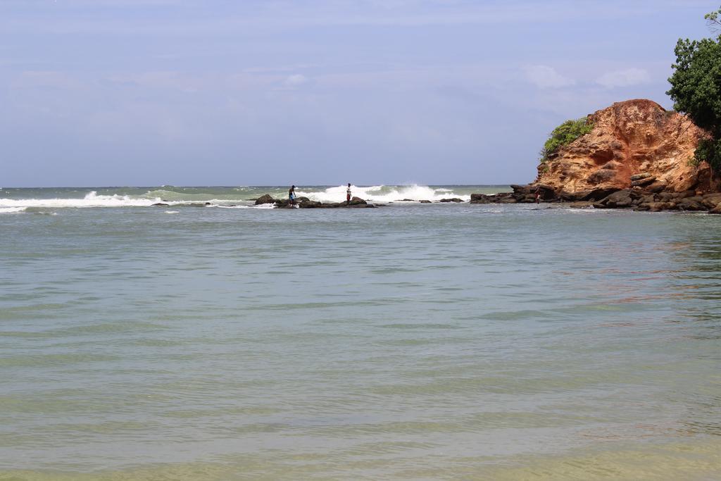 Lion Palace Weligama Exterior foto