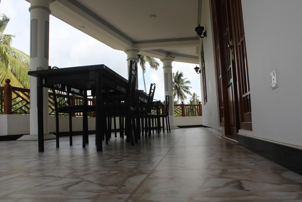 Lion Palace Weligama Exterior foto