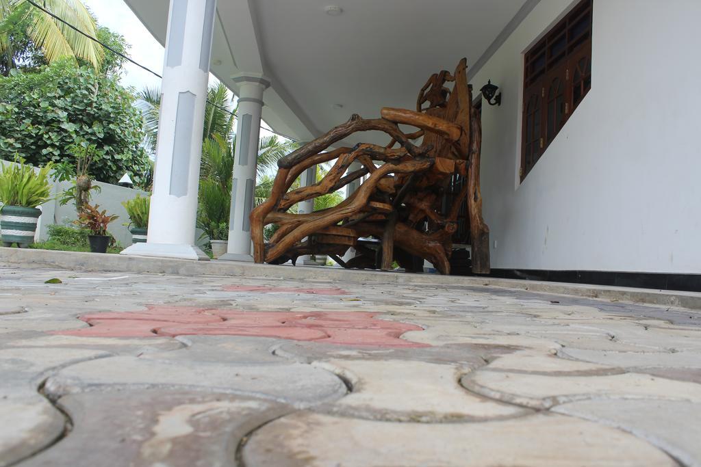 Lion Palace Weligama Exterior foto